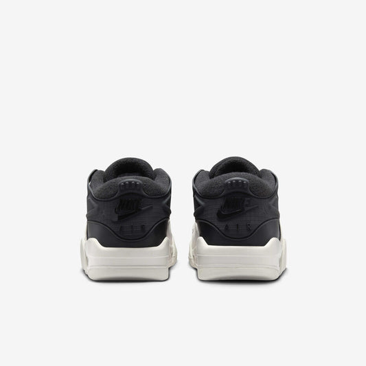Air Jordan 4 RM