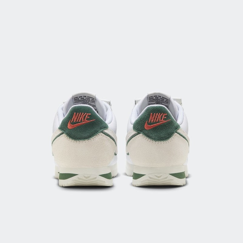Nike Cortez "All Petals United" (Blanc/Vert Sapin)
